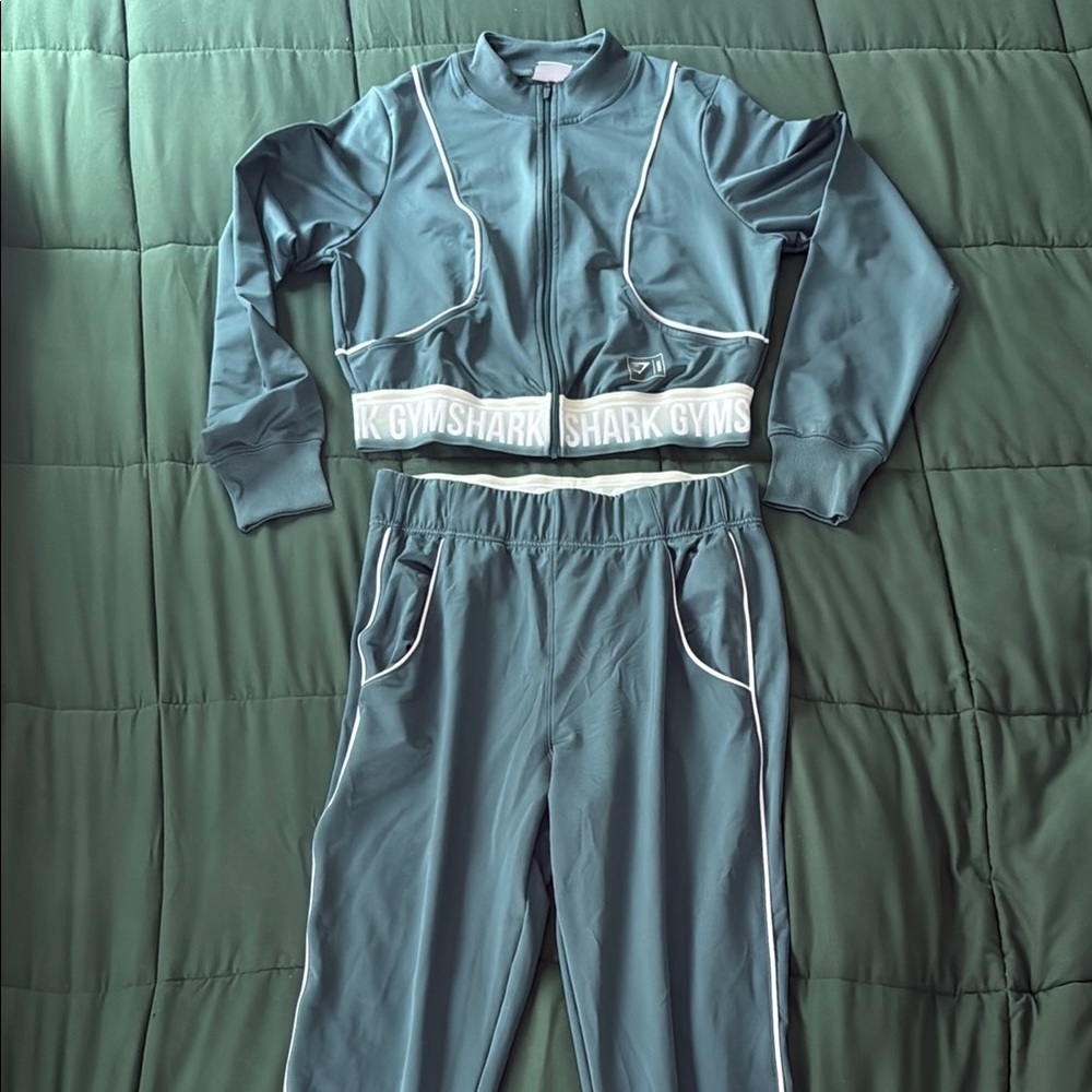 Gymshark Blue Athletic Set with White Trim